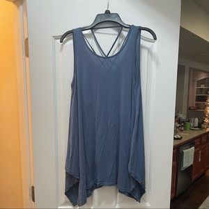 She + Sky cross back flow tank top